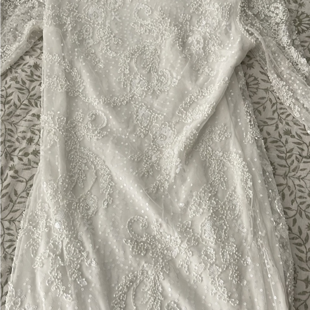 Elegant White Lace Dress